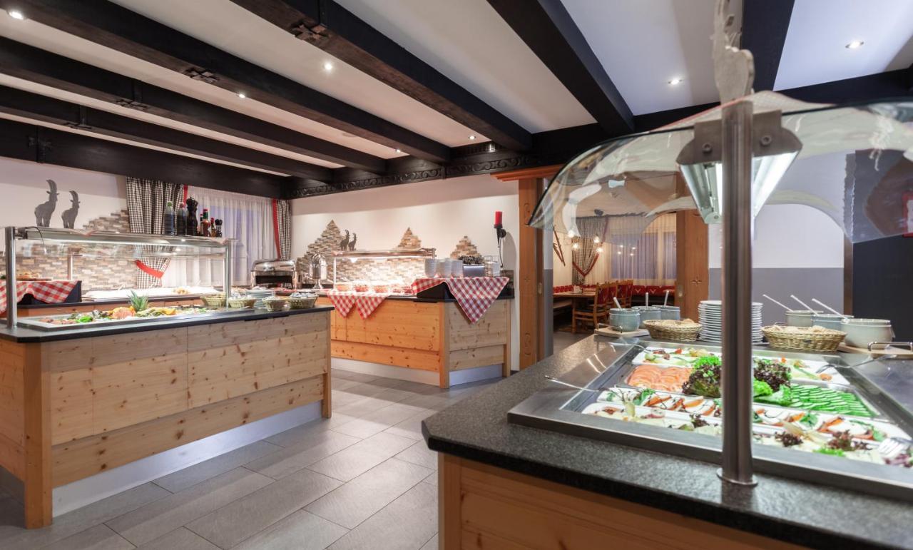 First Mountain Hotel Montafon Гашум Экстерьер фото